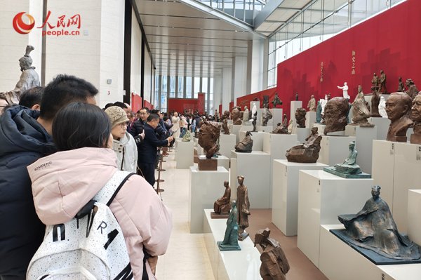 塑痕镌风骨，文心映千秋——吴为山写意雕塑艺术展开幕